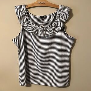 Women’s Talbots sleeveless top